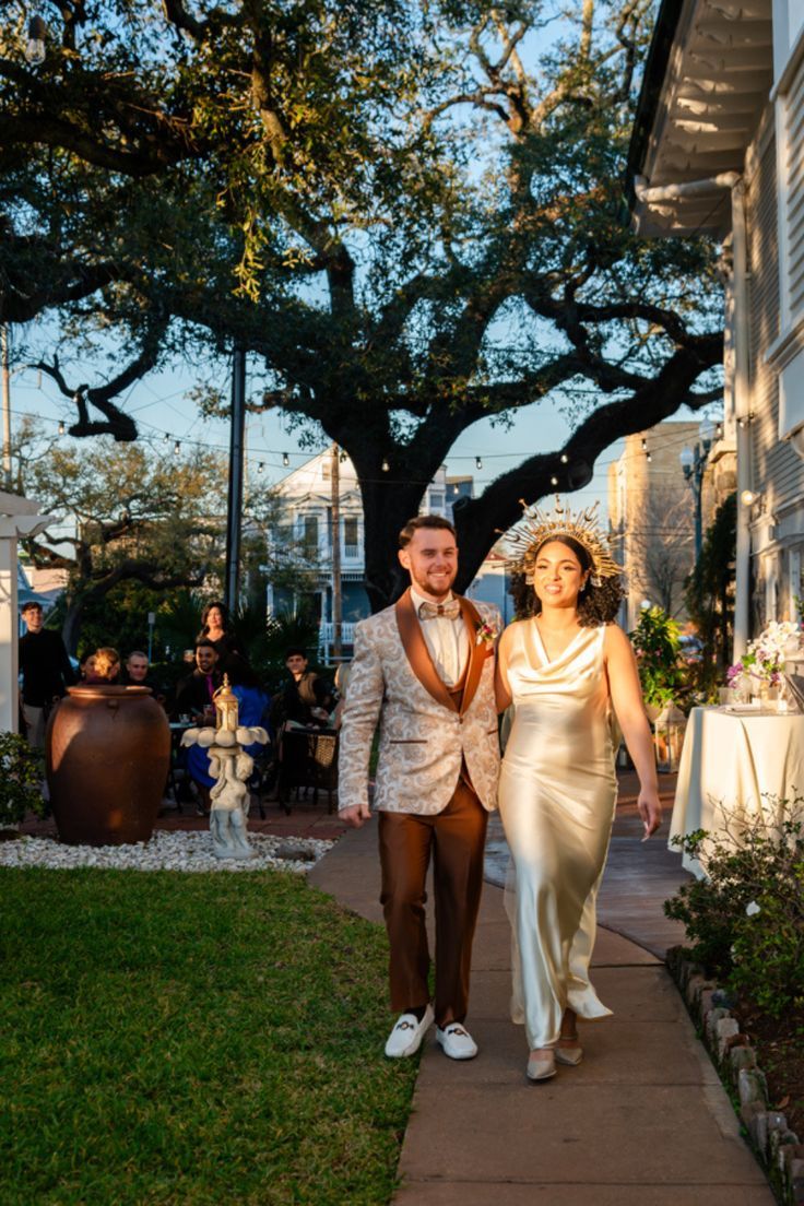 Destiny and Aaron wedding at Canal Street Inn — photo 17