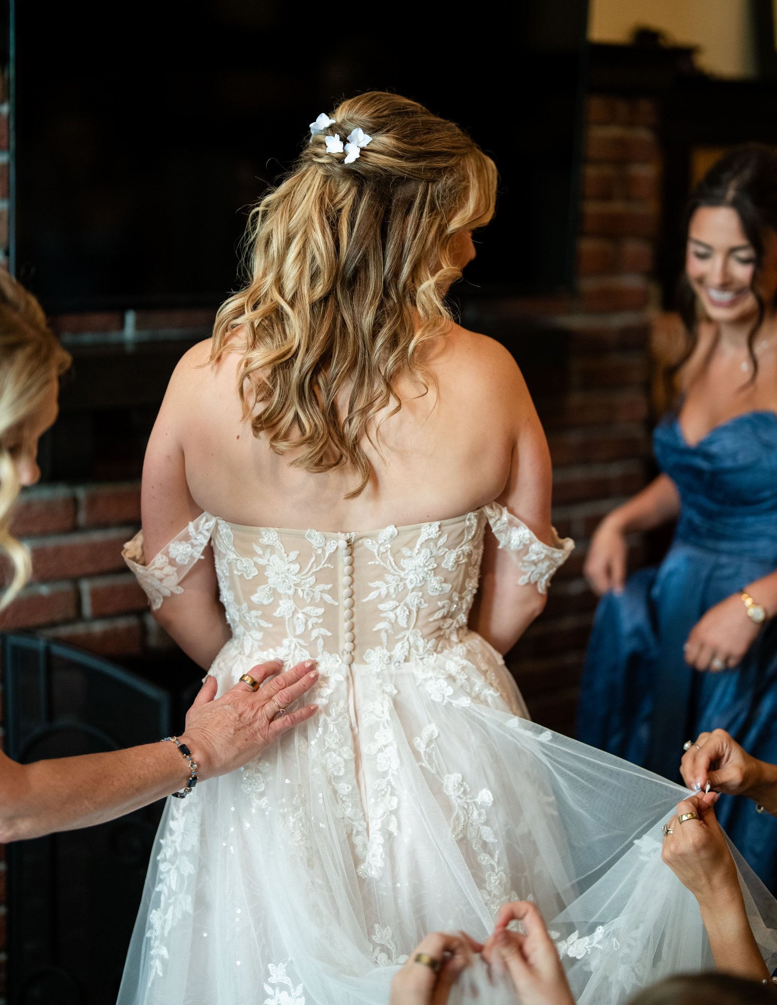 Ellis and Robbie wedding at Canal Street Inn — photo 4
