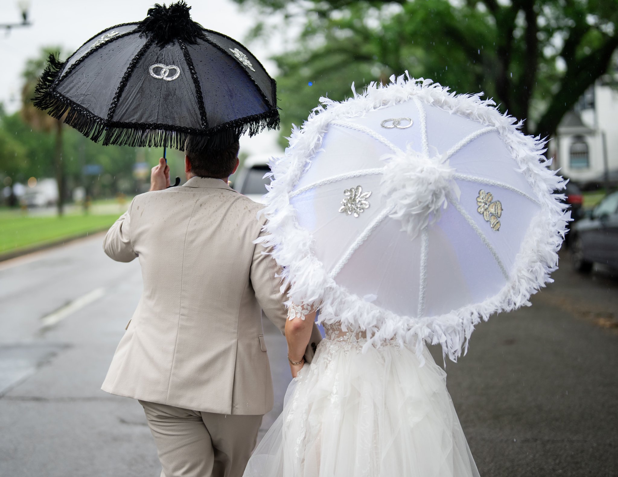 Ellis and Robbie wedding at Canal Street Inn — photo 9