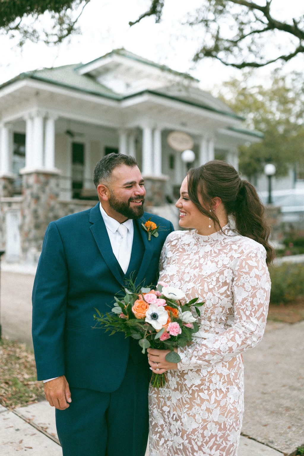 Hannah and Jonathan wedding at Canal Street Inn — photo 2