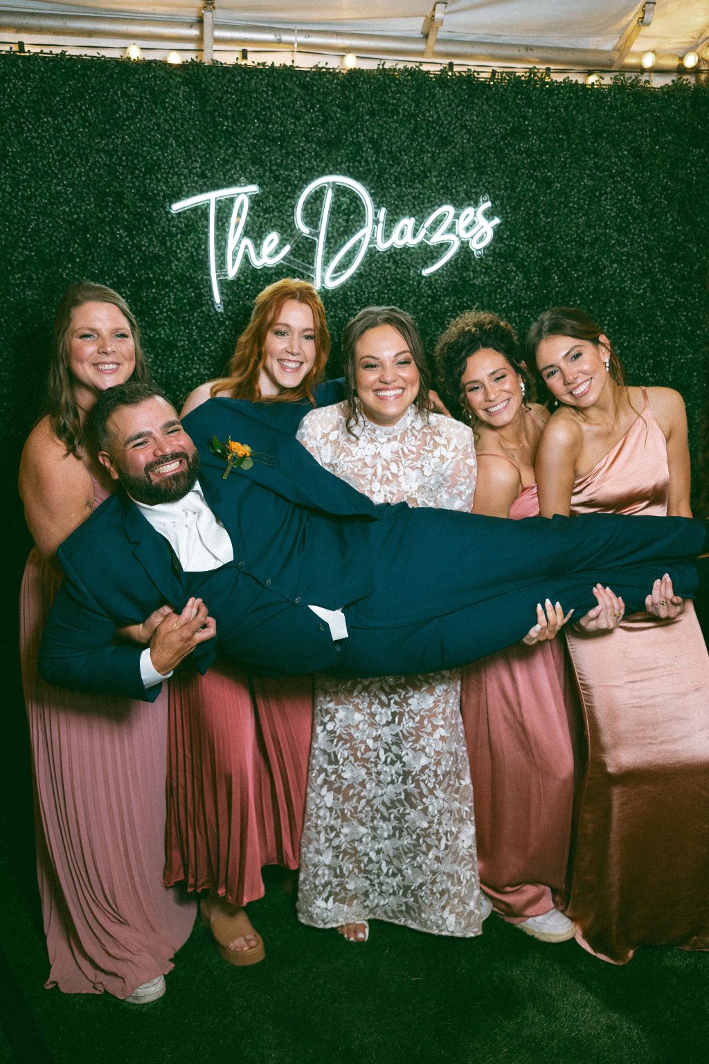 Hannah and Jonathan wedding at Canal Street Inn — photo 28