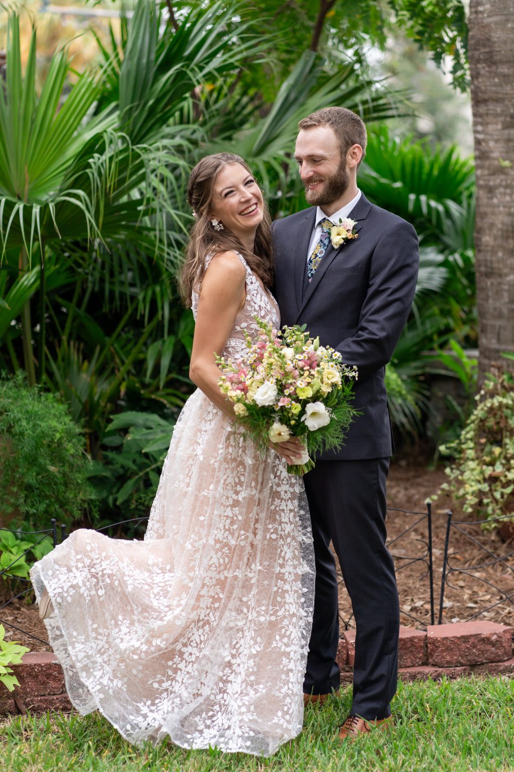 Kelsey and Dylan wedding at Canal Street Inn — photo 22