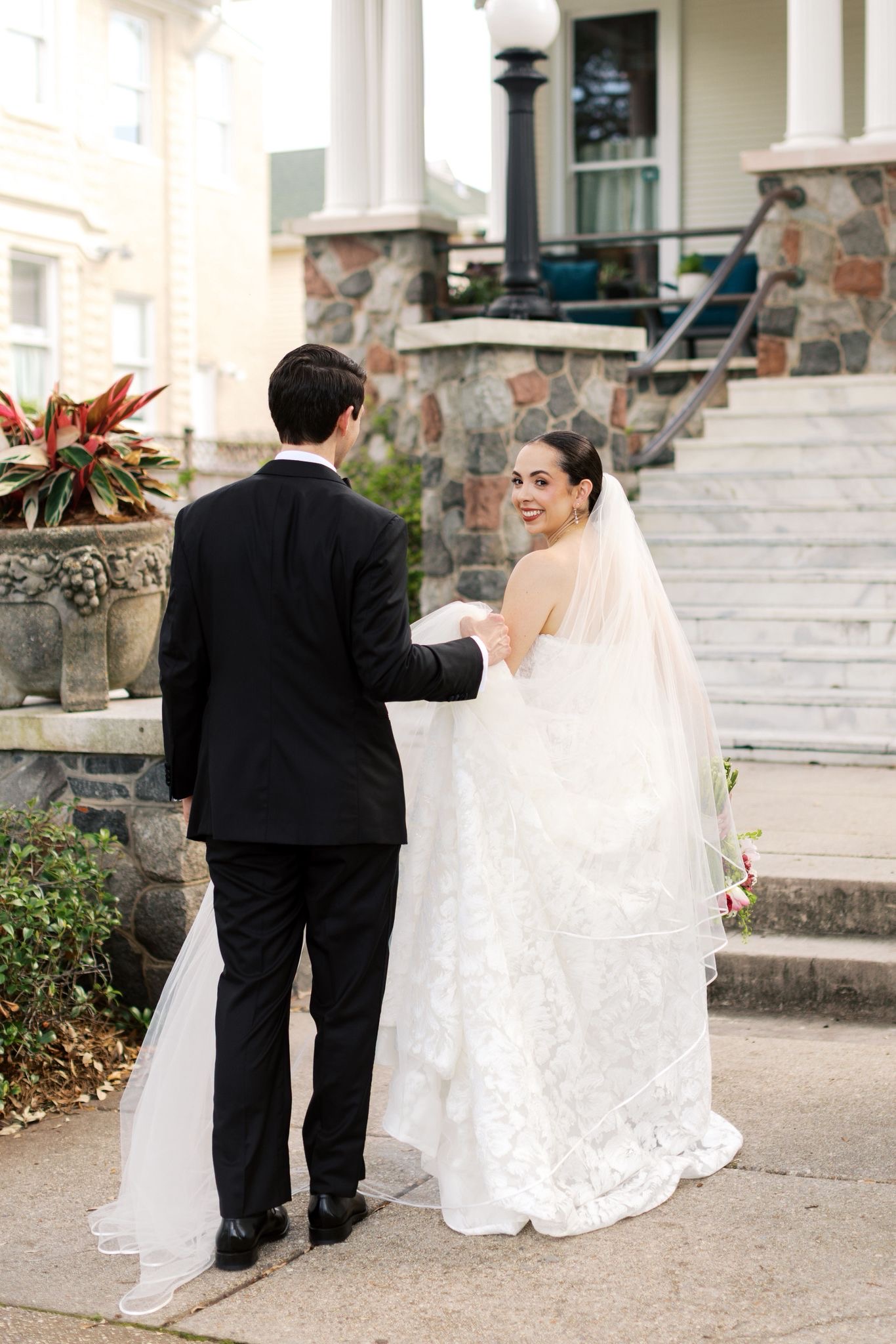 Paulina and Michael wedding at Canal Street Inn — photo 15