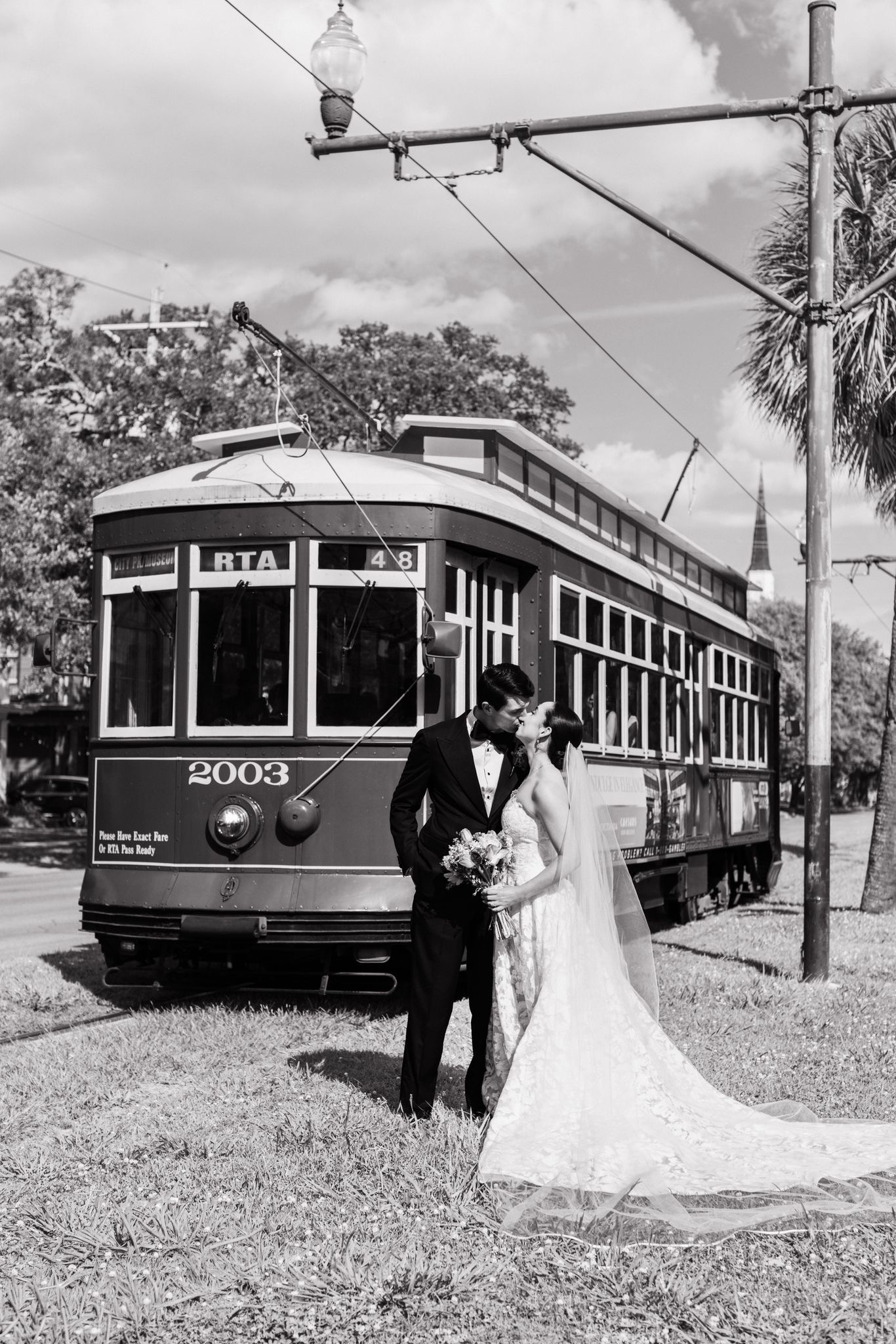 Paulina and Michael wedding at Canal Street Inn — photo 34