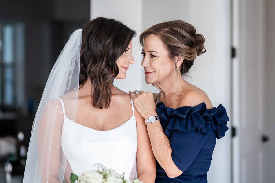 Summer and Lance wedding at Canal Street Inn — photo 4